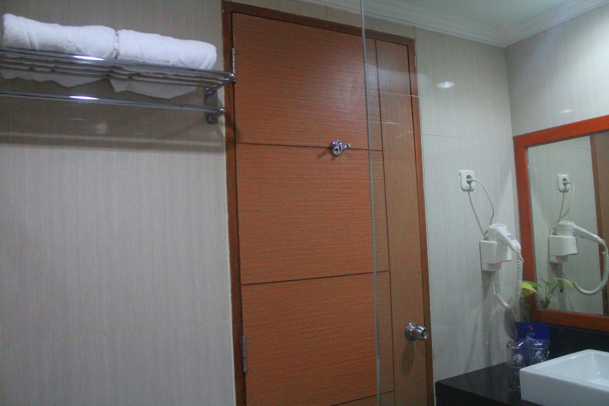 Grand Inna Tunjungan Surabaya Exterior foto