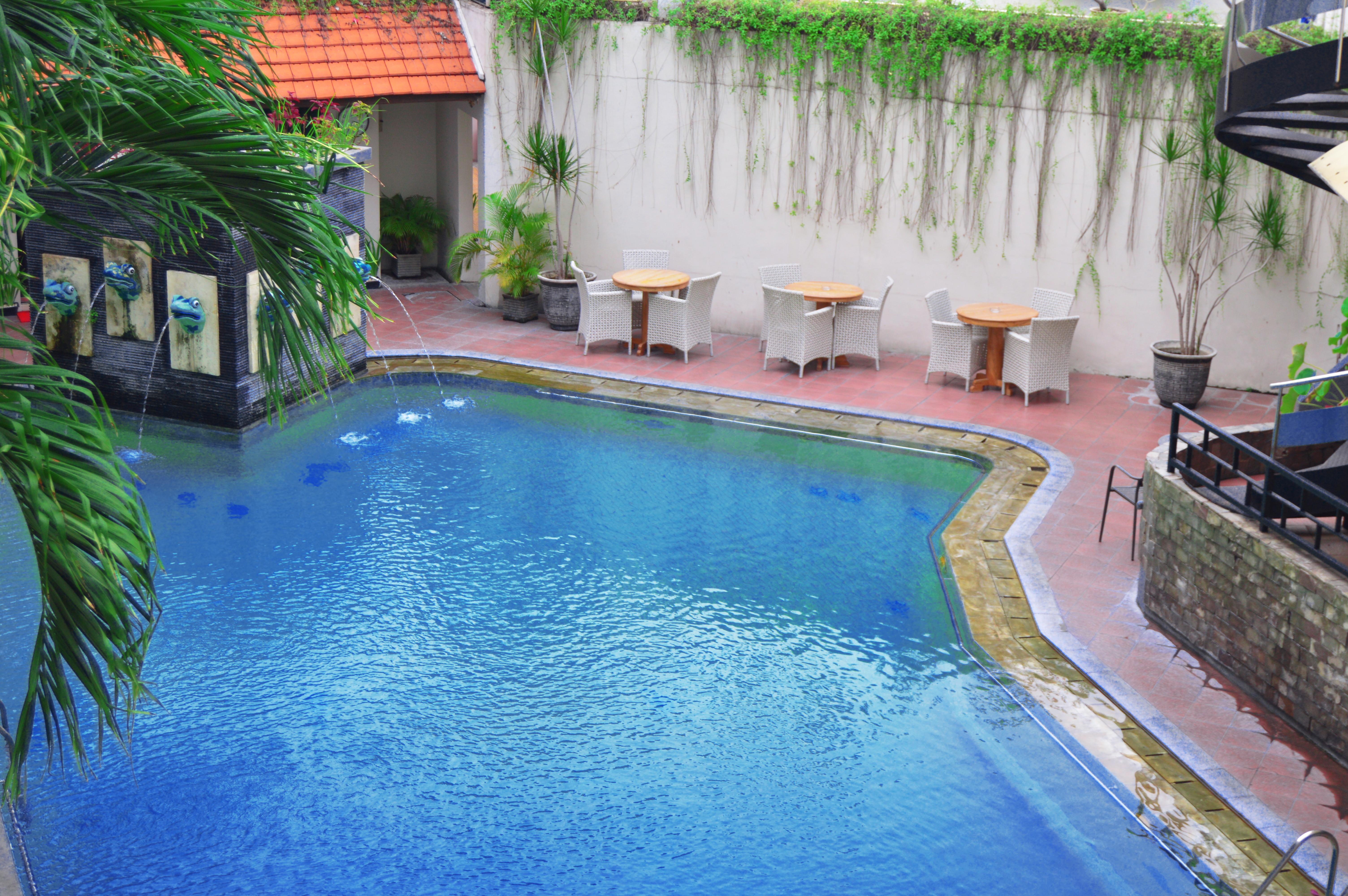 Grand Inna Tunjungan Surabaya Exterior foto